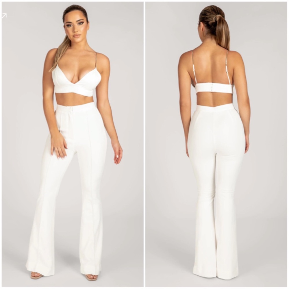 NWT Highwaisted Flare Pants